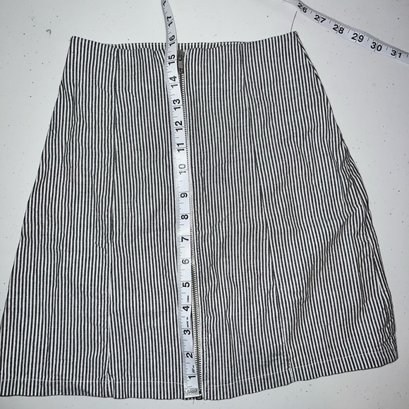 Brandy Melville Skirt - Picture 6 of 8
